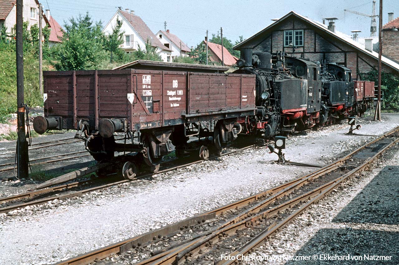 Dienstkohlenwagen Stguttgart 1393 (aus Owp 09), 99 682, 99 680, Stuttgart 1394 – Beilstein 8. Mai 1964