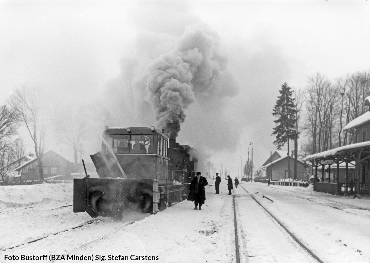 Die von 86 298 geschobene Schneefräse im Februar 1956 in Pfronten